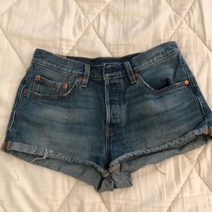501 levi high waisted shorts